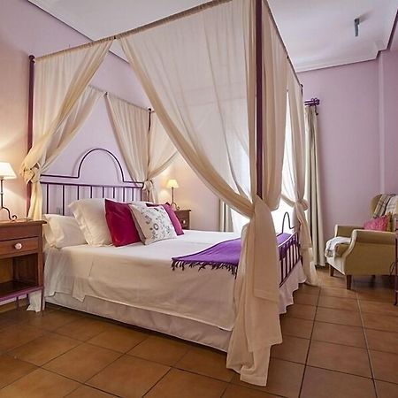 Отель La Casa Del Maestro Boutique Севилья Экстерьер фото