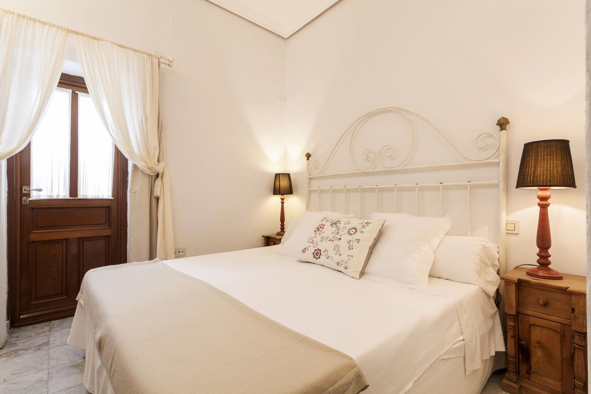 Отель La Casa Del Maestro Boutique Севилья Экстерьер фото