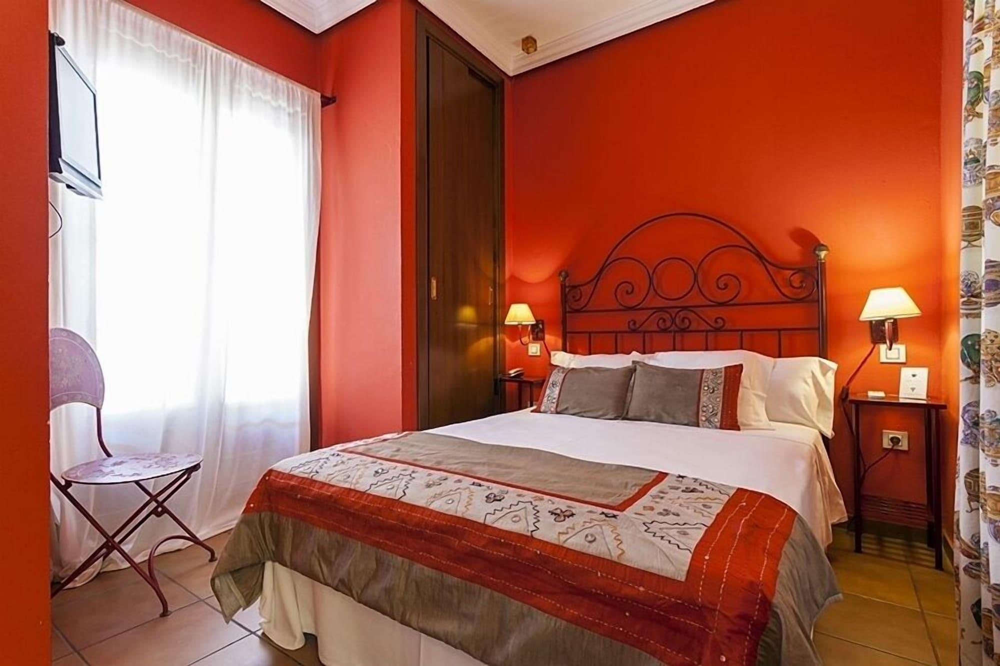 Отель La Casa Del Maestro Boutique Севилья Экстерьер фото